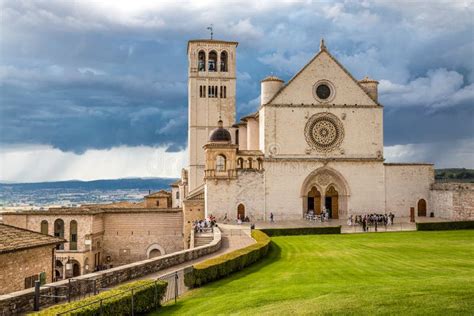 Basilika Des Heiligen Francis Basilica Di San Francesco In Assisi