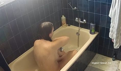 Watch Shower Girl Anja Then Sophia Shower June Naked People With Medusa Eros In