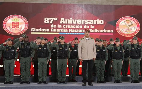 Nicolás Maduro se transforma en un dictador socialista ante el silencio