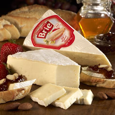 Reny Picot Double Crème Brie-Wedges - EURO USA