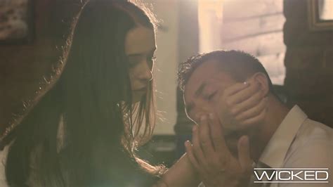 Wicked Gorgeous Brunette Gets Into A VERY HOT And Steamy Fuck Nata Ocean