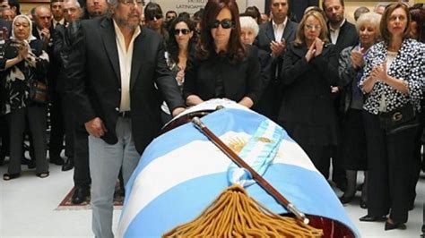 Kirchner death plunges Argentina into uncertainty