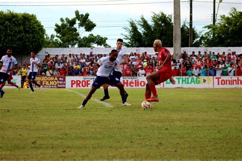 Dorense X Confian A Em S Mula Rbitro Relata Agress Es Invas O De