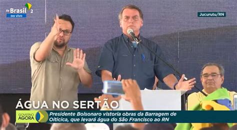 Bolsonaro chama opositores de canalhas e diz falo palavrão mas eu