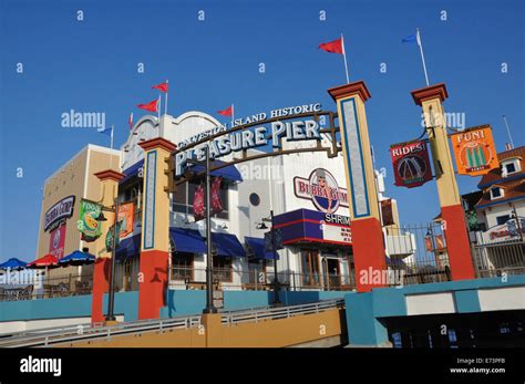 Galveston Island Historic Pleasure Pier, Galveston, Texas, USA Stock ...