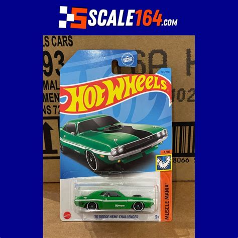 Hot Wheels 70 Dodge Hemi Challenger Mainline Muscle Mania 1232 Scale164