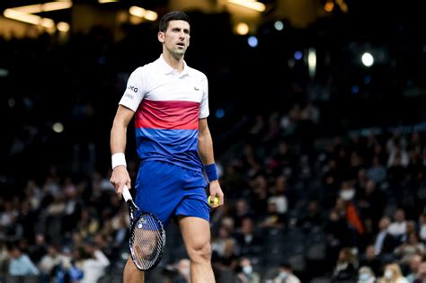 Photo Novak Djokovic s impose face à Hubert Hurkacz et se qualifie