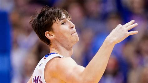 KU Basketball Transfer Zach Clemence Will Return To Jayhawks Kansas