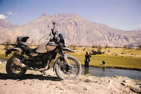 Royal Enfield Himalayan 450 Moto Himalayan Andar De Moto