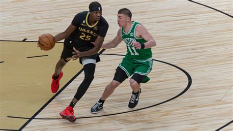 Celtics batem Raptors por 2 pontos e chegam a 9 vitórias seguidas na NBA