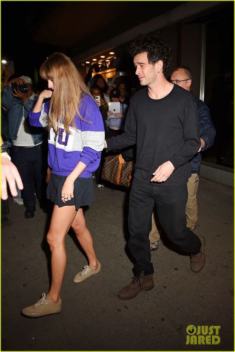 Taylor Swift & Rumored Boyfriend Matty Healy Step Out Together in New ...