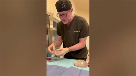 Explant Expert Removing Breast Implants With Their Entire Capsule Youtube