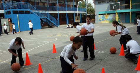 Propone Ricardo Velázquez aumentar horas de Educación Física en