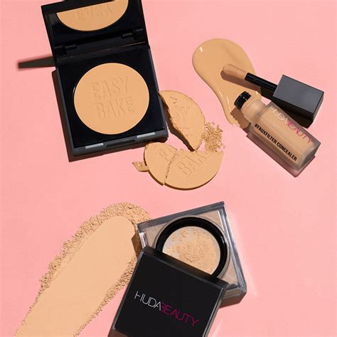 Buy Huda Beauty Easy Bake And Snatch Pressed Powder Online