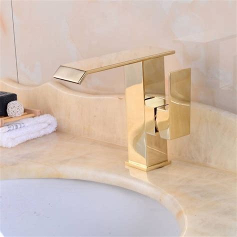 Luxury Hot Sale Waterfall Bathroom Golden Faucet Single Handle Vanity