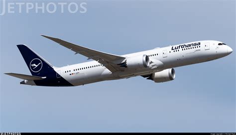 D ABPD Boeing 787 9 Dreamliner Lufthansa Michael Musil JetPhotos