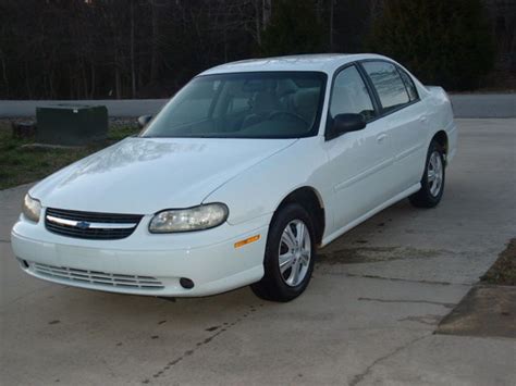 2000 Chevrolet Malibu 4 Door White