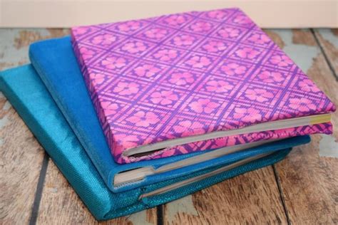 DIY Stretchy Book Covers | The TipToe Fairy