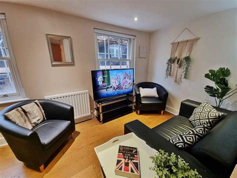 Urban Stay Artillery Lane Apartments - Booking.si