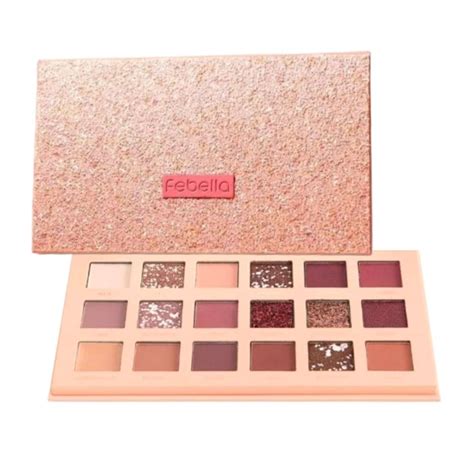 Paleta de Sombras 18 Cores Nude Clássicas Cinderella Febella