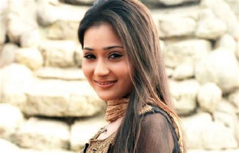 Sara Khan all set to become the FIRST Indian TV actress to do Drama in ...