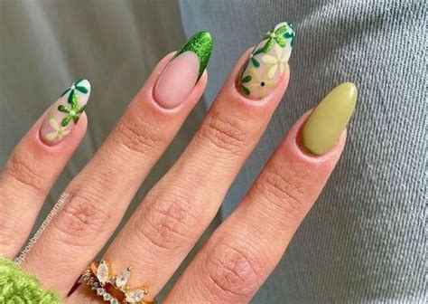 65 Beautiful Green Nail Art Designs For 2024