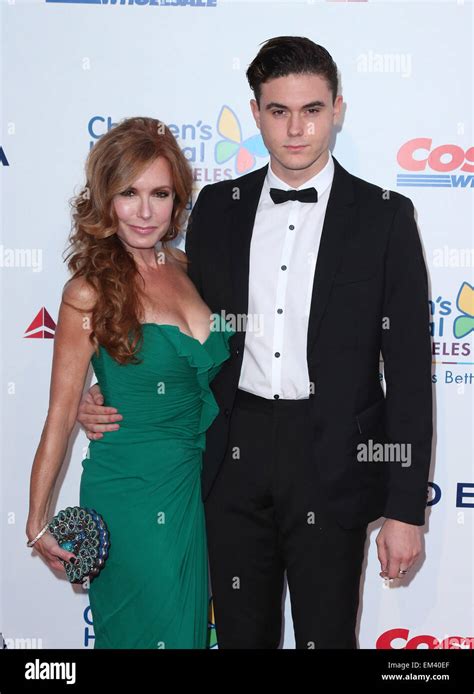 Childrens Hospital Los Angeles Gala Noche De Ninos Featuring Tracey