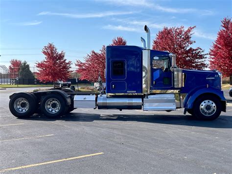 Used 2016 Kenworth W900l Icon 900 Sleeper 44 Built Cummins Isx