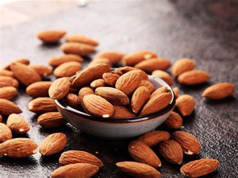 Almonds With Skin Benefits Can We Eat Almonds With Skin