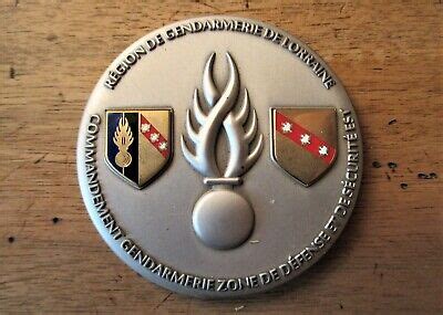 MILITARIA GRANDE Medaille Gendarmerie Nationale Lieutenant Colonel