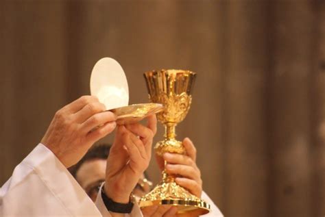 Jeudi Saint F Te De Leucharistie Et Du Sacerdoce Dioc Se La Rochelle