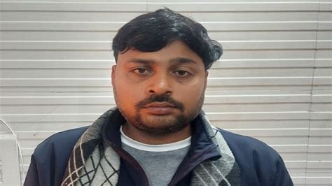 Criminal Reward Of Rs 1 Lakh Arrested Hiding For Two Weeks Hid His