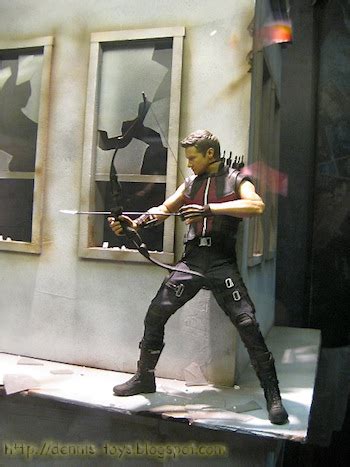 Dennis Toys Hot Toys STGCC 2012