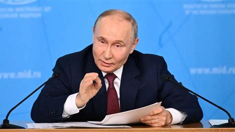 Vlad Mir Putin Ordenar Alto El Fuego Si Kiev Retira Tropas Del Este Y