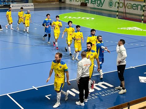 Futsal C1 M Azzurri Conversano Tris Alla Grimal Team