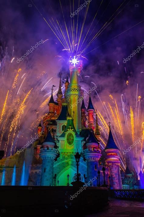 Disneyland Paris Castle during the Dreams Show, Paris, France – Stock Editorial Photo © bukki88 ...