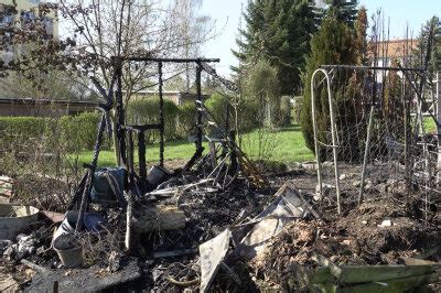 Gemeiner Feuerteufel Gartenlaube In Mittweida Brennt Erneut Komplett Aus