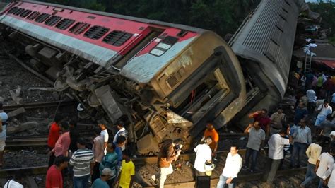 Signal Error Blamed For Deadly India Train Crash