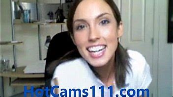 Gorgeous French Brunette Plays With Her Pussy On Cam XNXX