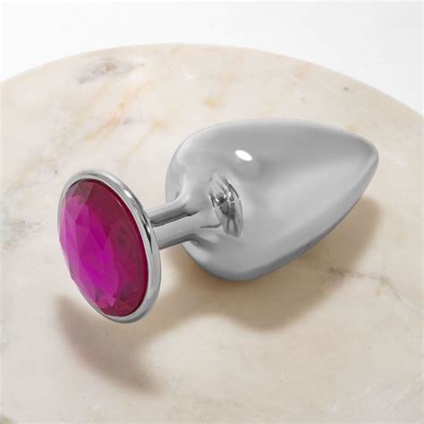 Notícias Guia do plug anal saiba como escolher o sex toy ideal Portal do Zacarias A