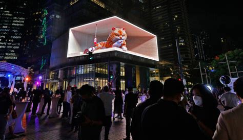 First Naked Eye 3D LED Screen Unveiled In BGC