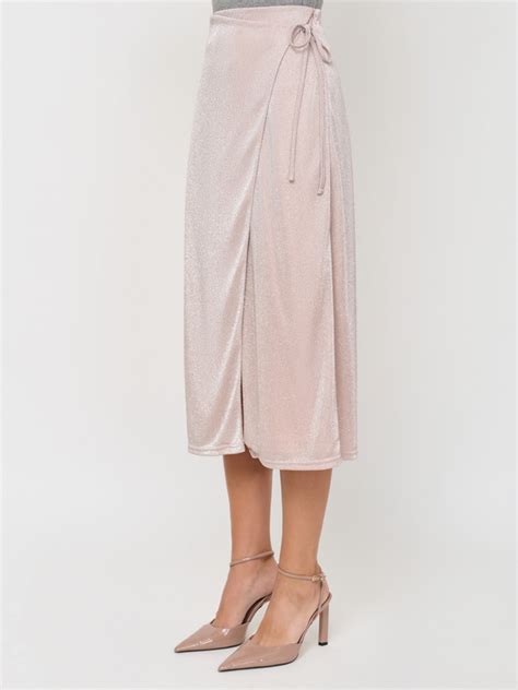 UNQ - каталог женской одежды, новая коллекция 2024, скидки в интернет ...