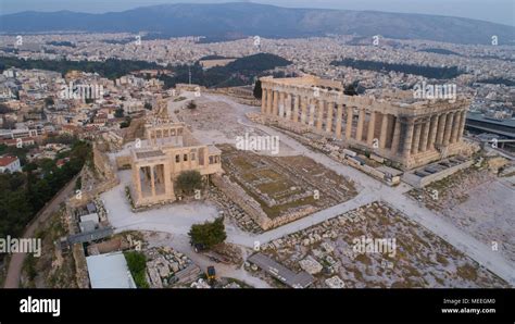 Vue aérienne de l acropole d Athènes en Grèce ancienne citadelle Photo