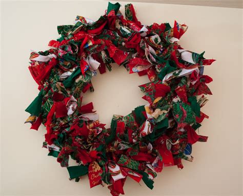 Norfolk Treasures: Christmas Rag Wreaths