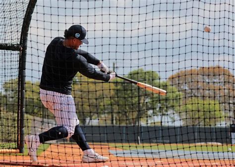 Yankees' Jasson Dominguez impressive in Triple-A debut