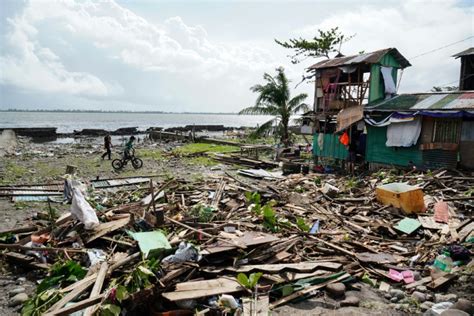 Philippines' Typhoon Phanfone toll jumps to 28