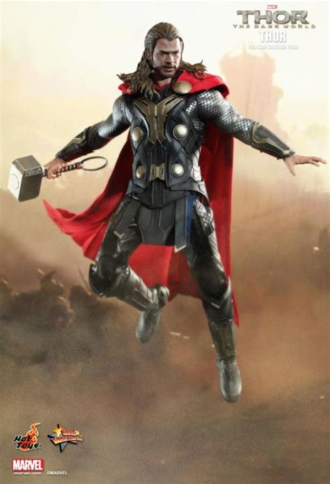 Hot Toys Thor The Dark World MMS Thor Th Scale Collectible