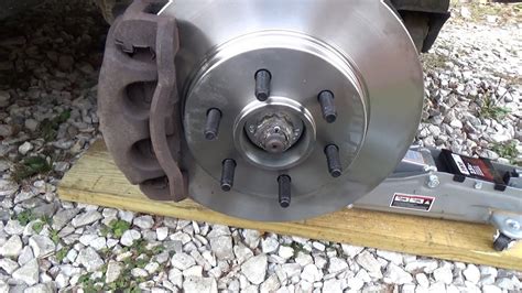 Replacing Front Wheel Bearing And Brake Rotor On 2004 Ford F 150 2wd