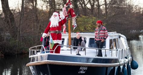 Julemanden Kommer Sejlende Til Skanderborg I R