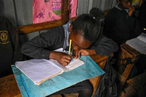 Help 120 Kibera Girls Finish Secondary Education Globalgiving